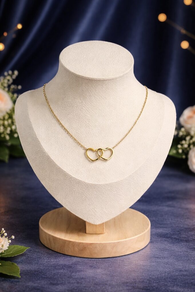 Anti Tarnish Heart Themed Pendant