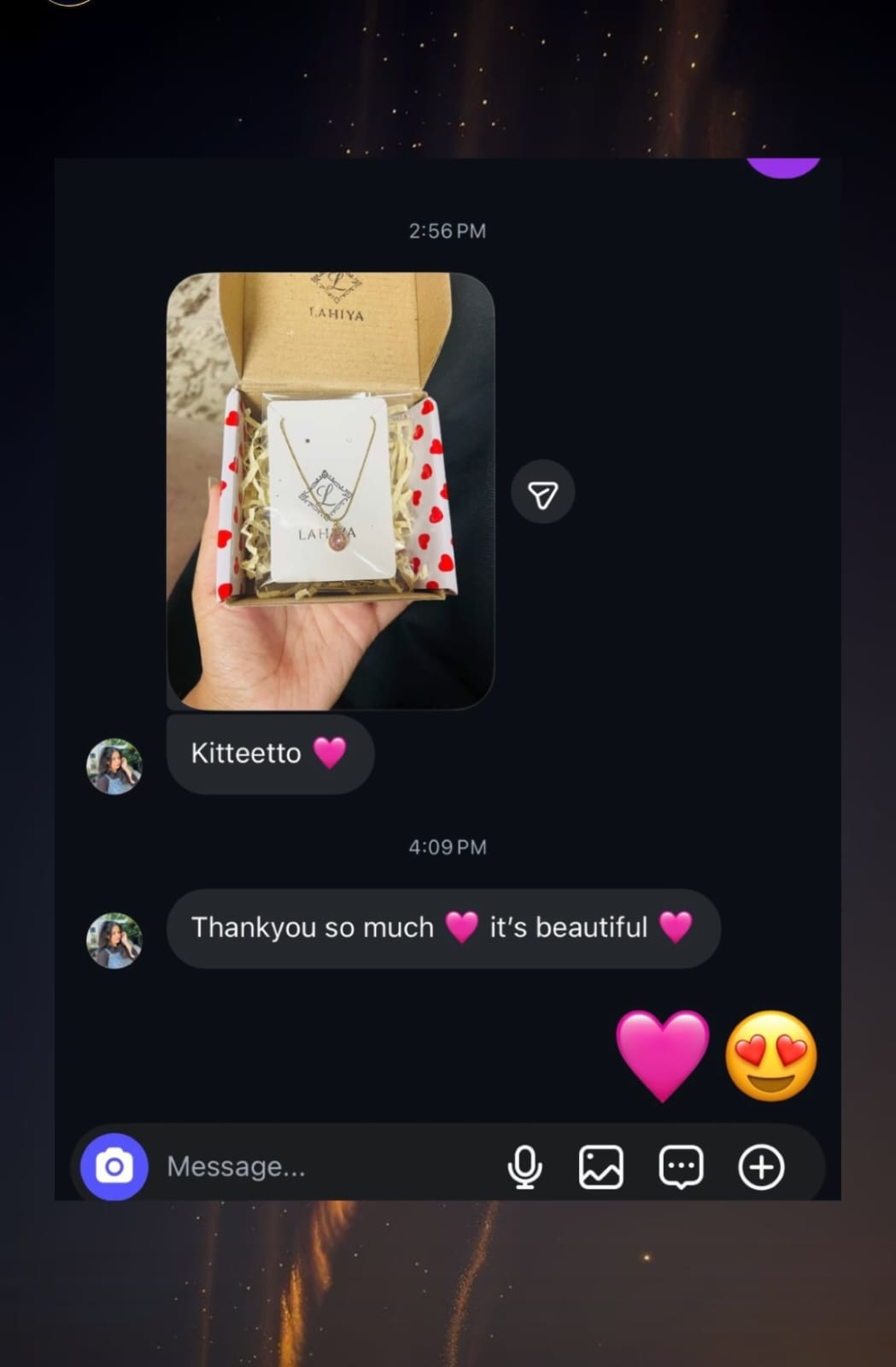 Customer review chat 14